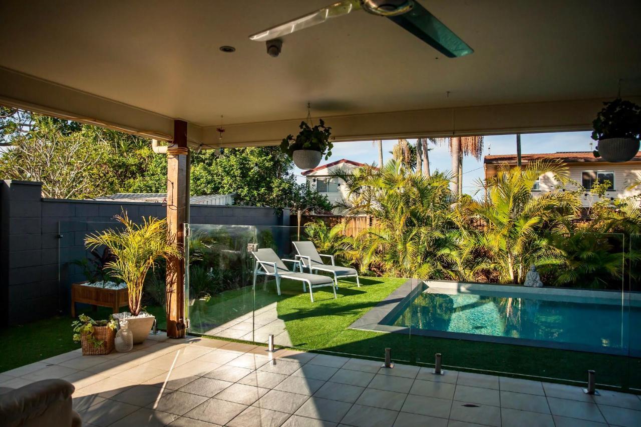 Beach Escape Magnesium Pool Dog Happy Gc Airport Apartman Gold Coast Kültér fotó
